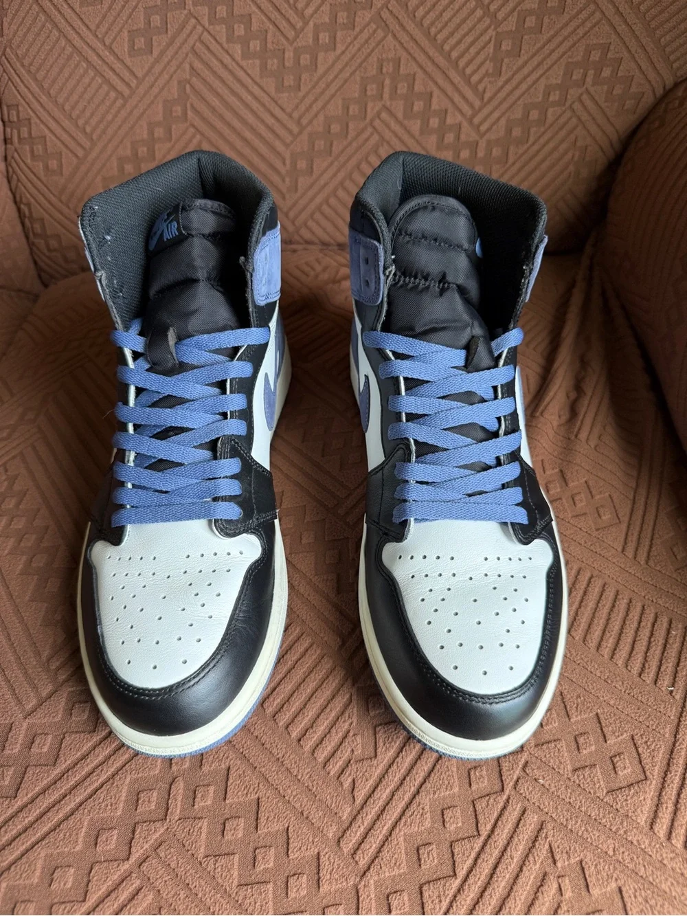 Air Jordan 1 Retro OG High Best Hand in the Game - Blue Moon Size 10.5